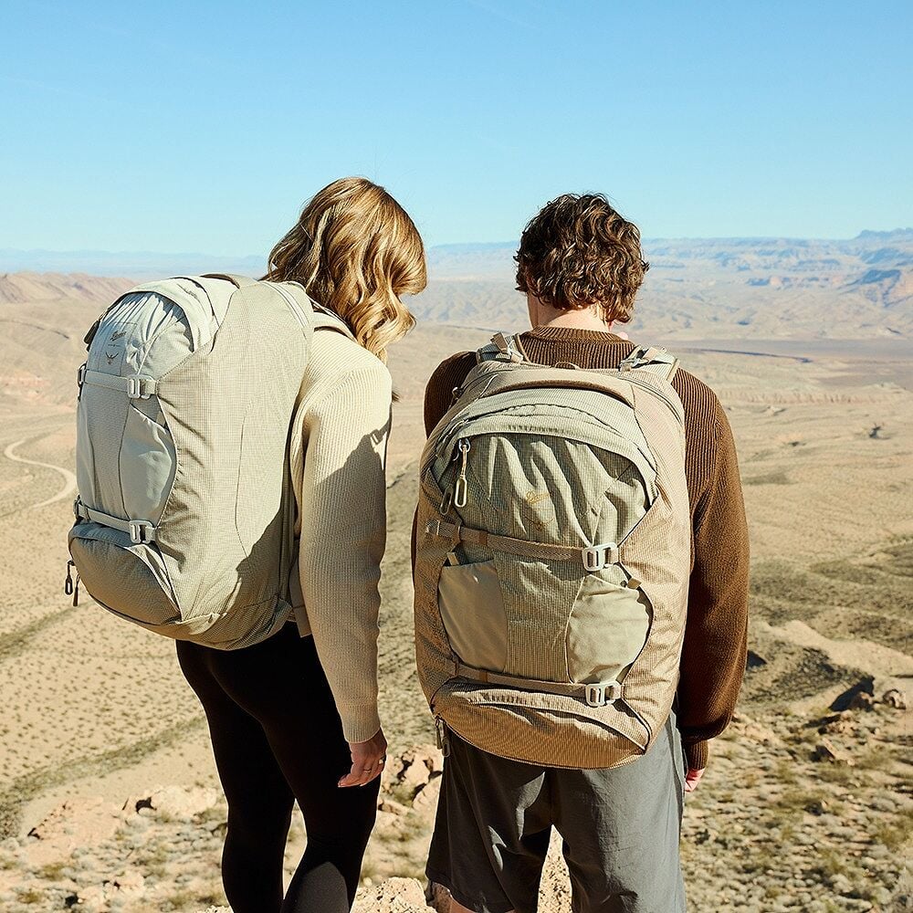 Osprey x Danner Farpoint™ 40 Travel Backpack ( SOON )