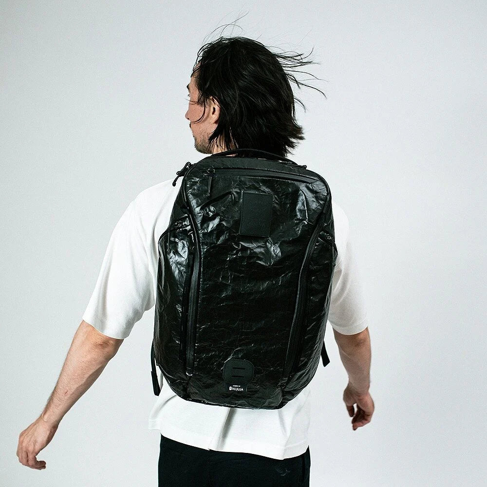 Osprey x Carryology Archeon 30 Fujin