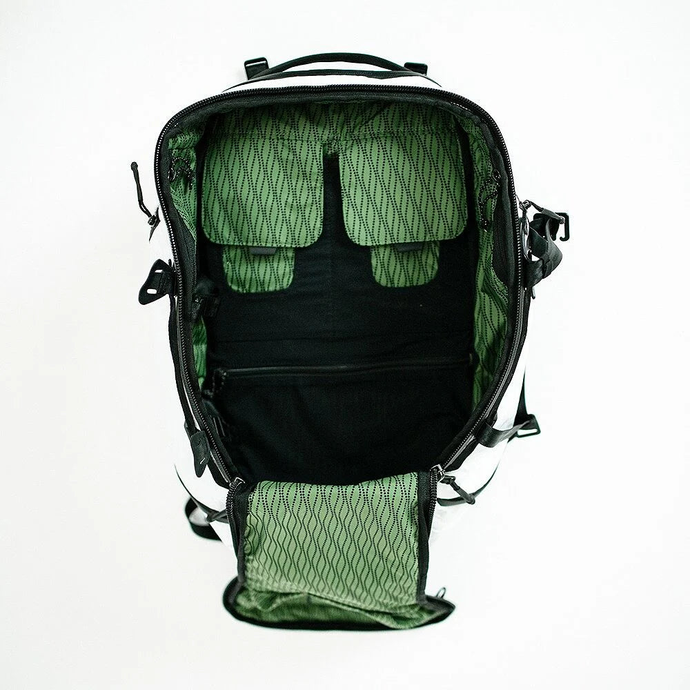 Osprey x Carryology Archeon 30 Fujin