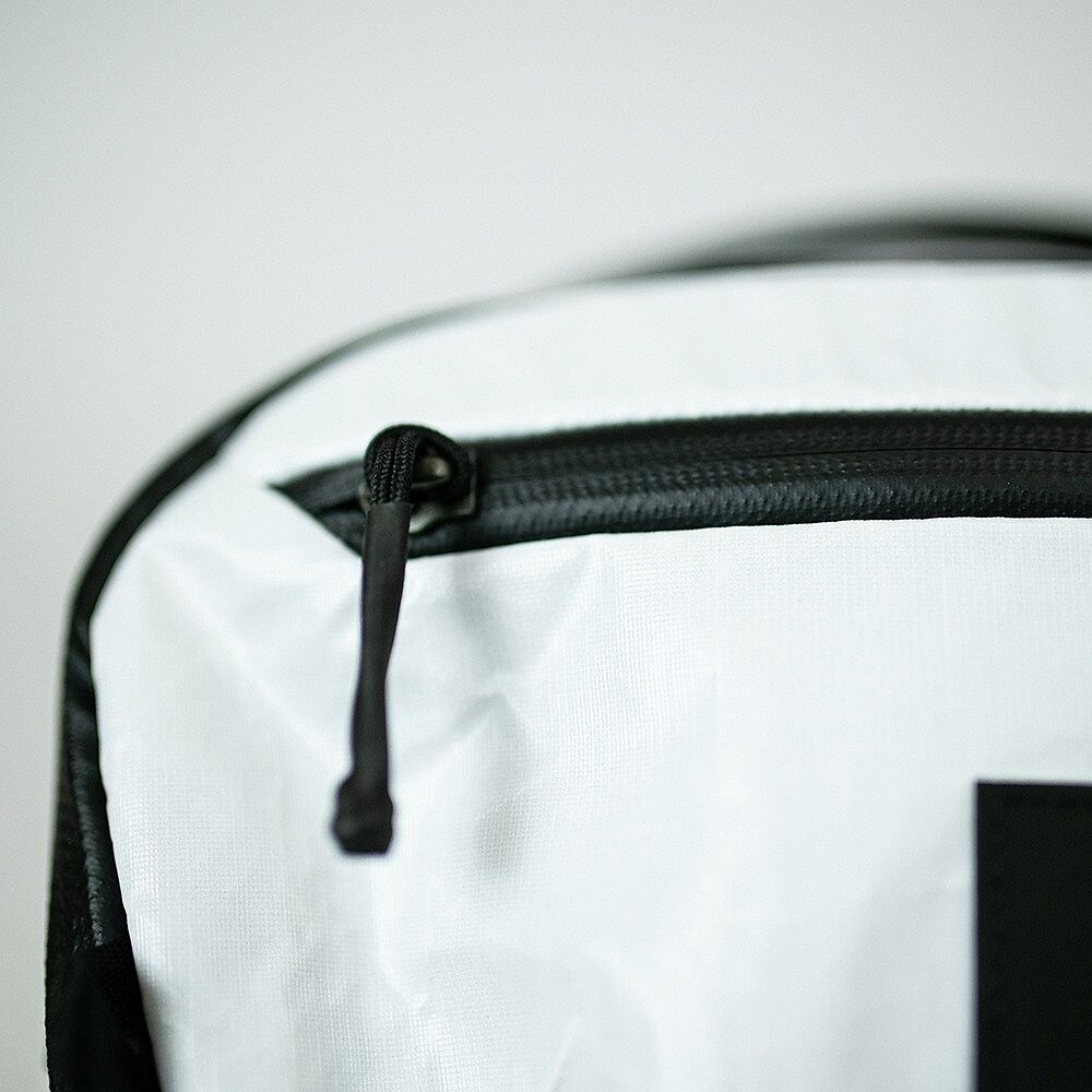 Osprey x Carryology Archeon 30 Fujin