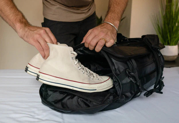 Wandrd Hexad Carryall Duffle 40L ( Carry On Size ) - backpack