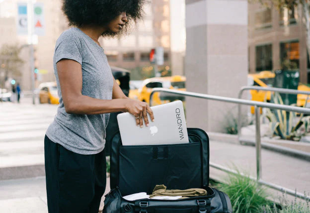 Wandrd Hexad Carryall Duffle 40L ( Carry On Size ) - backpack