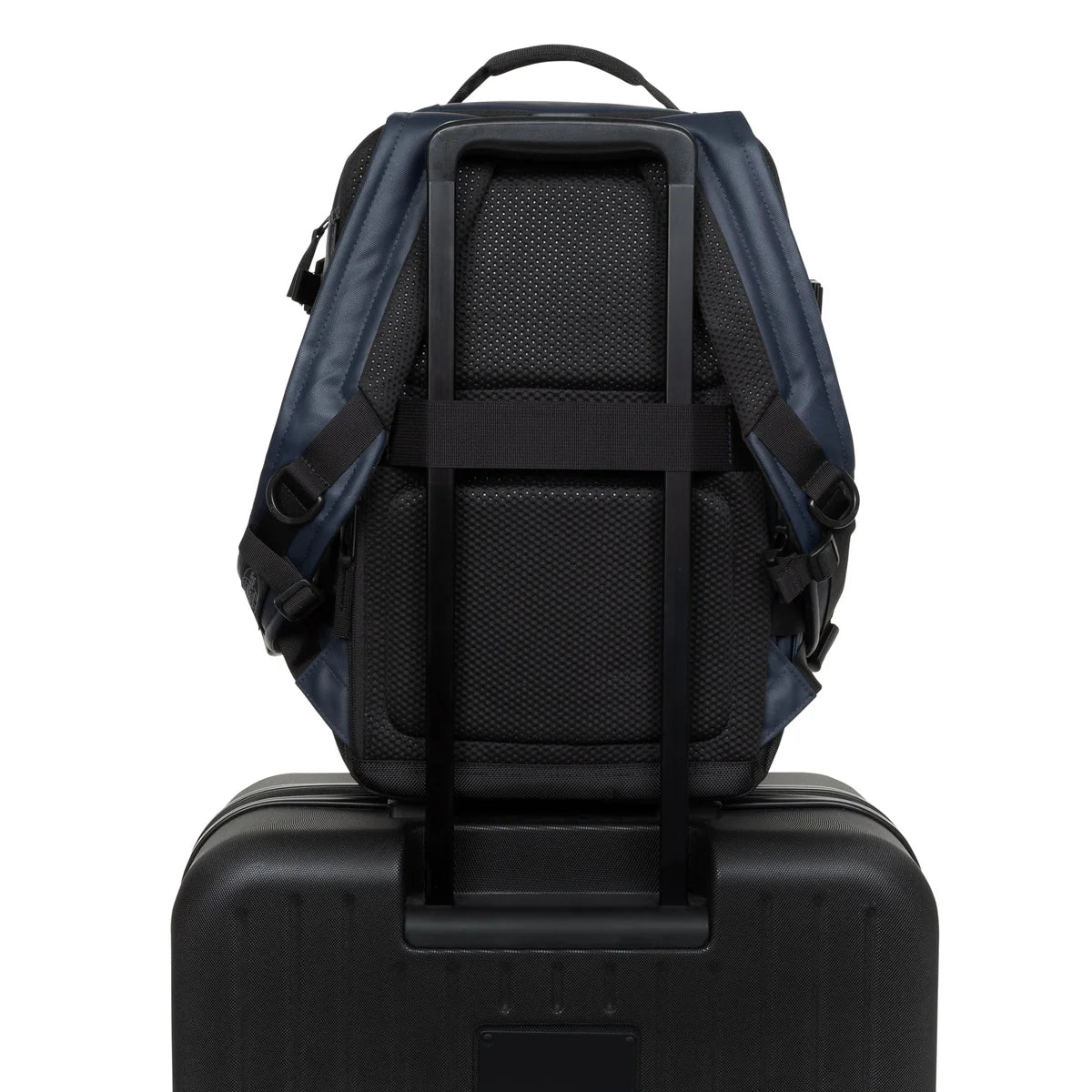 Eastpak Tecum Cabin 22L