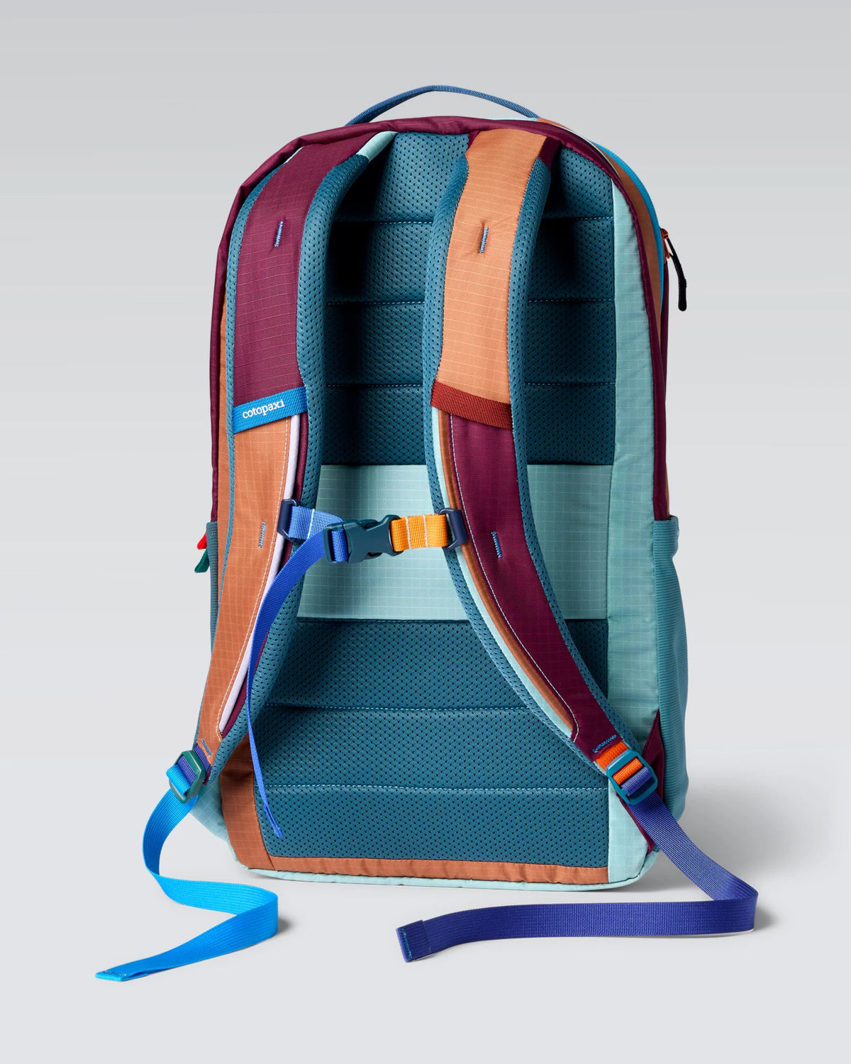 Cotopaxi Allpa 26L Daypack