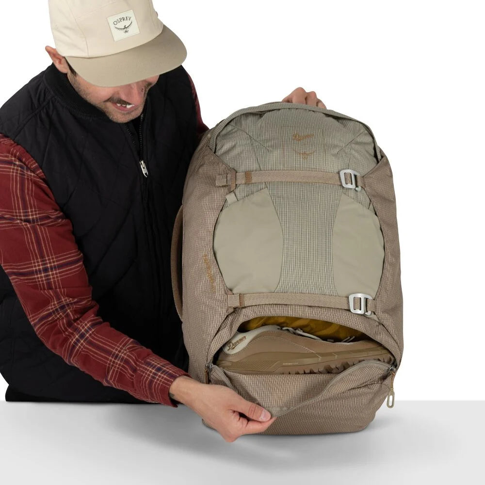 Osprey x Danner Farpoint™ 40 Travel Backpack ( SOON )