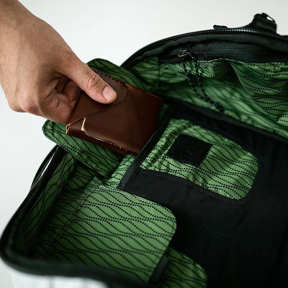 Osprey x Carryology Archeon 30 Fujin