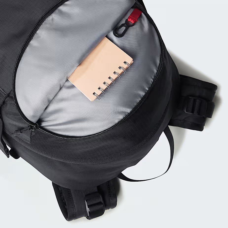 The North Face Basin 24L