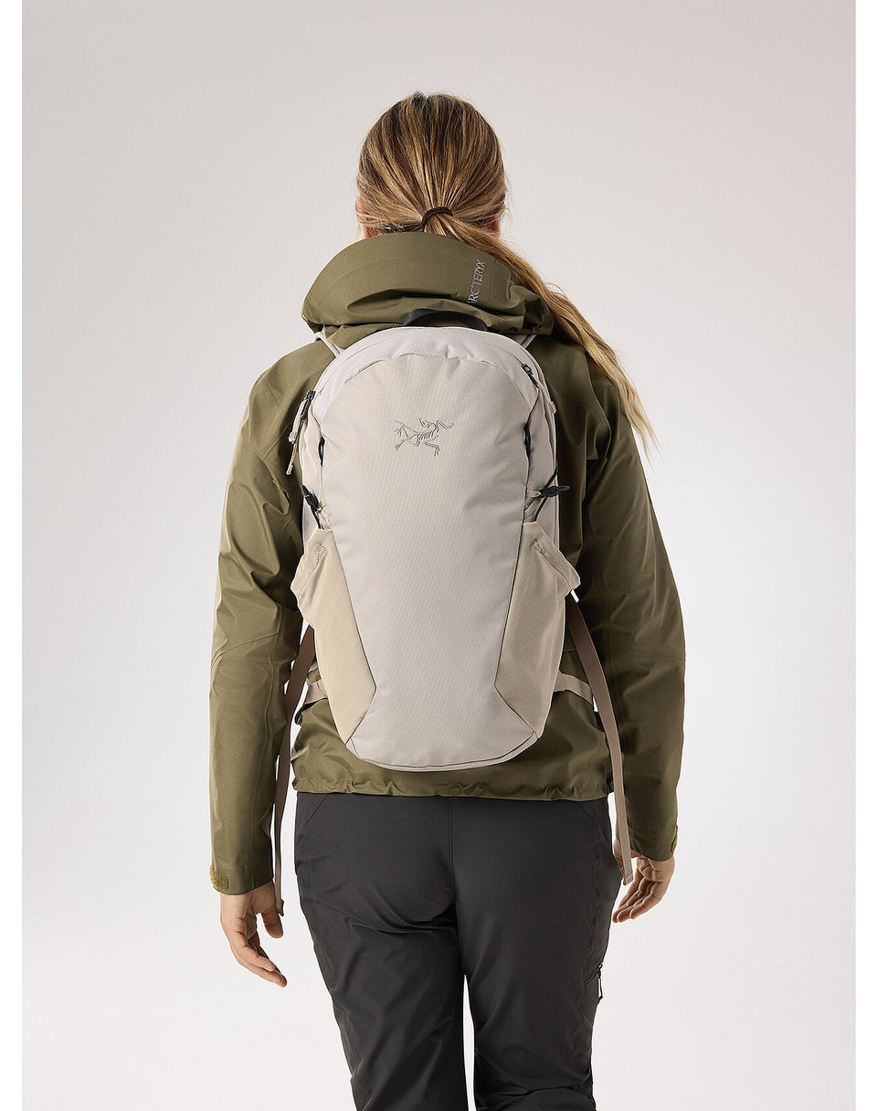 Arc'teryx Mantis 16