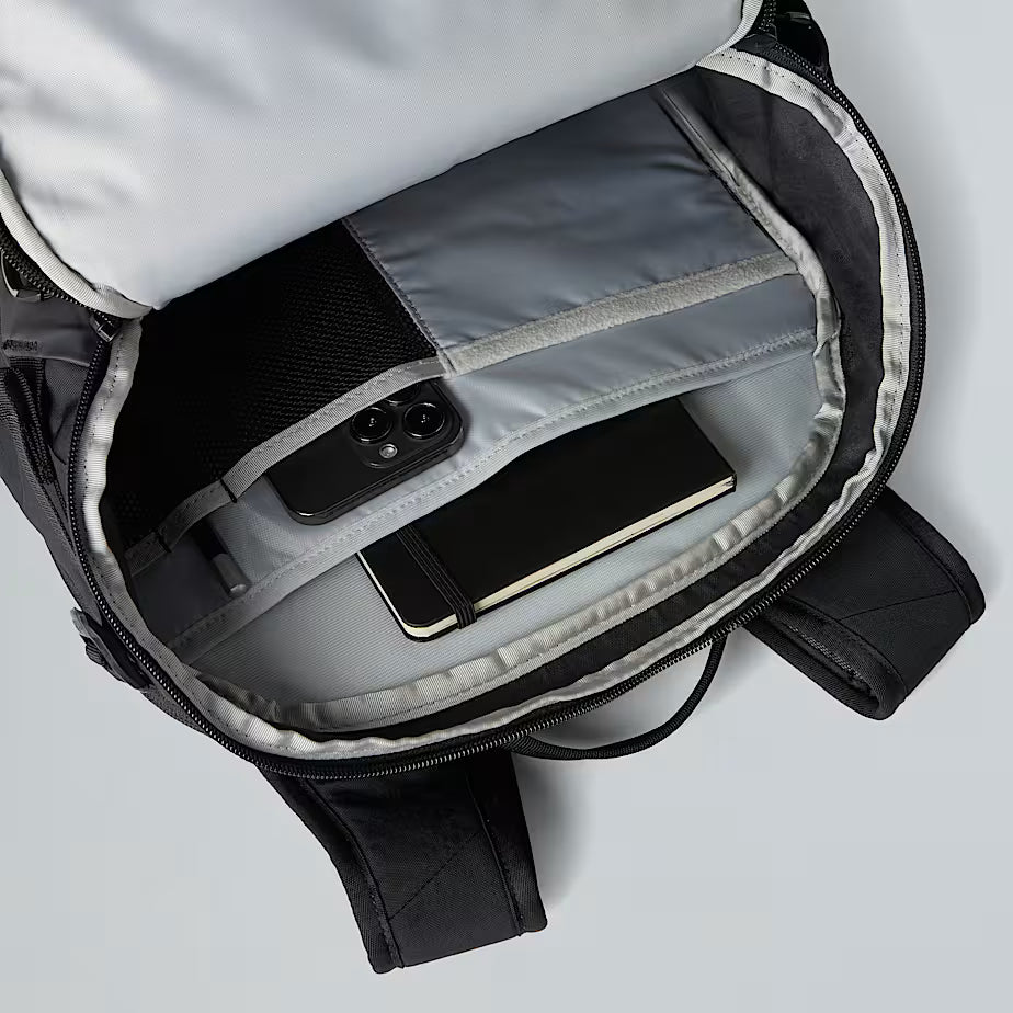 The North Face Kaban Lite 28L