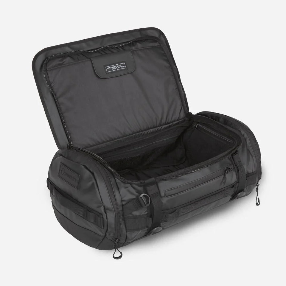Wandrd Hexad Carryall Duffle 40L ( Carry On Size )