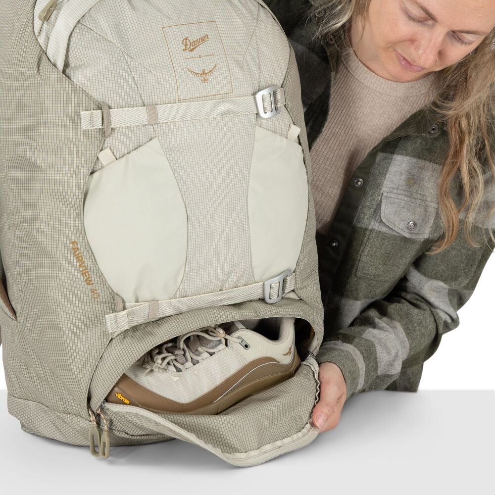 Osprey x Danner Fairview™ 40 Travel Backpack