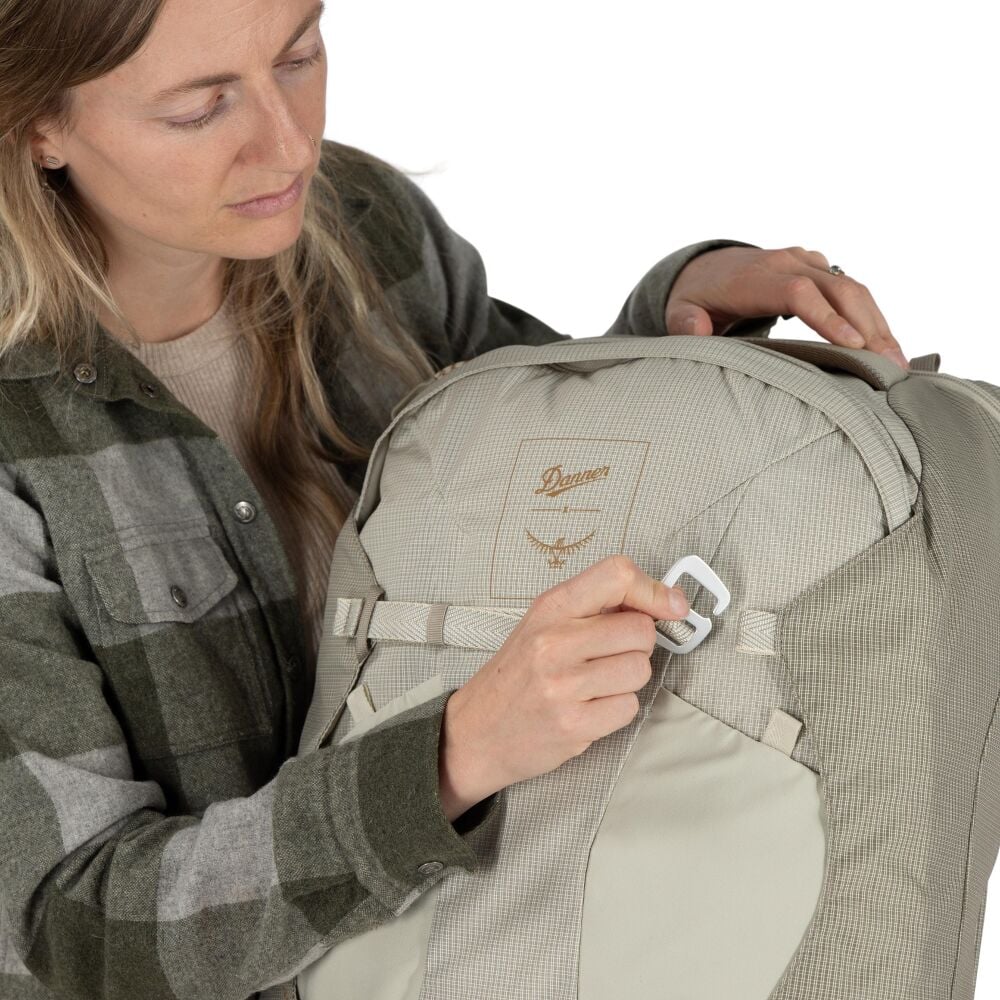 Osprey x Danner Fairview™ 40 Travel Backpack