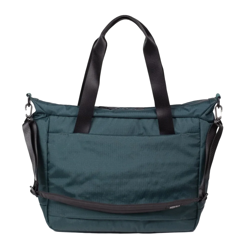 Topo Designs Global Pro Travel Cabas 17L